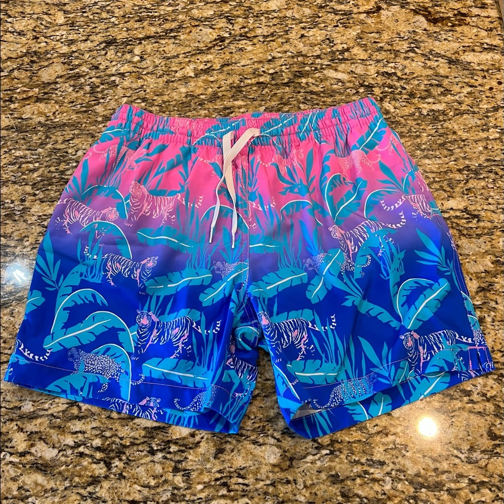 Chubbies Swim Trunks / Shorts - THE HYDROFOILS 5.5" (LINED) size Large